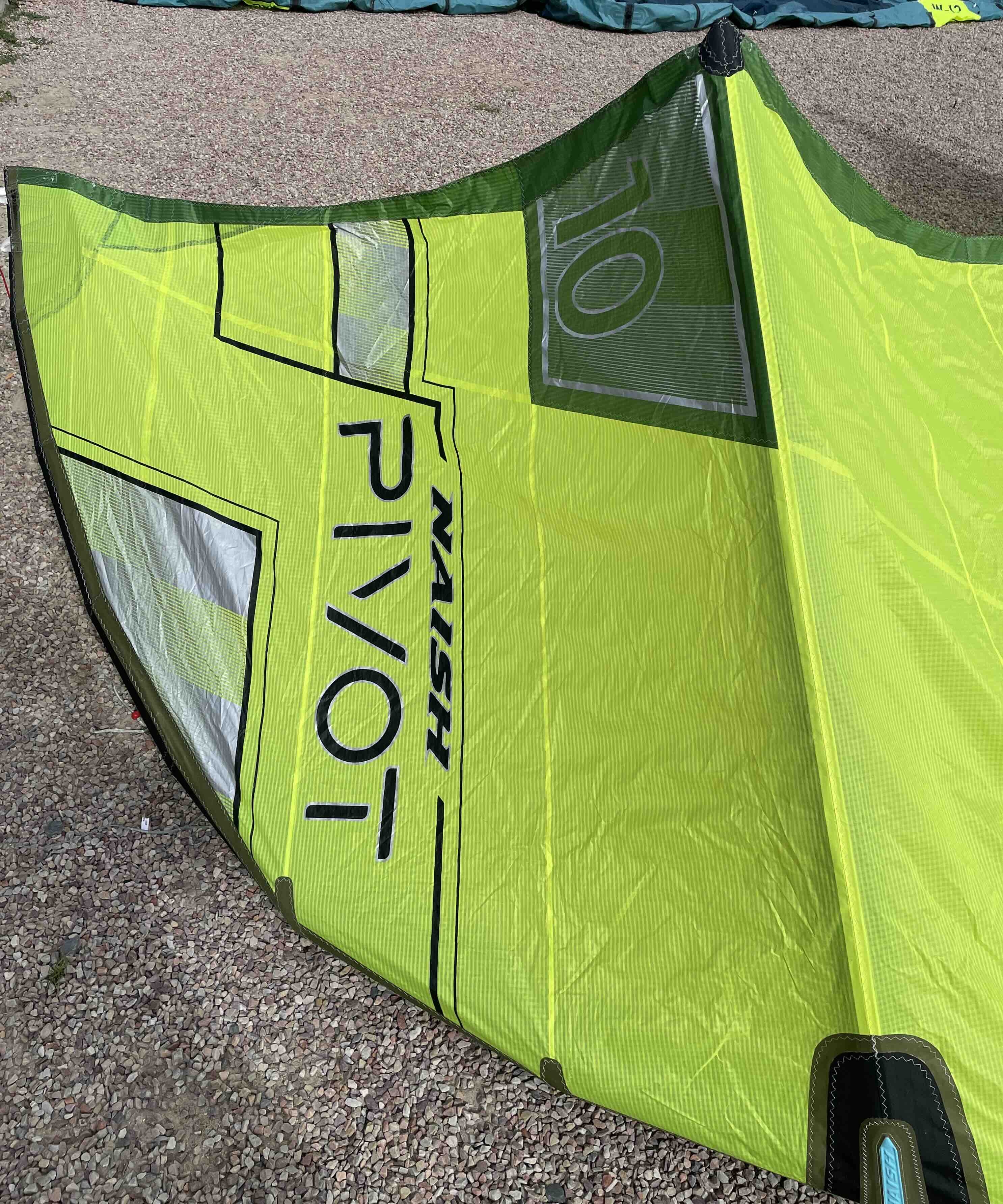 Naish Pivot 10m 2024