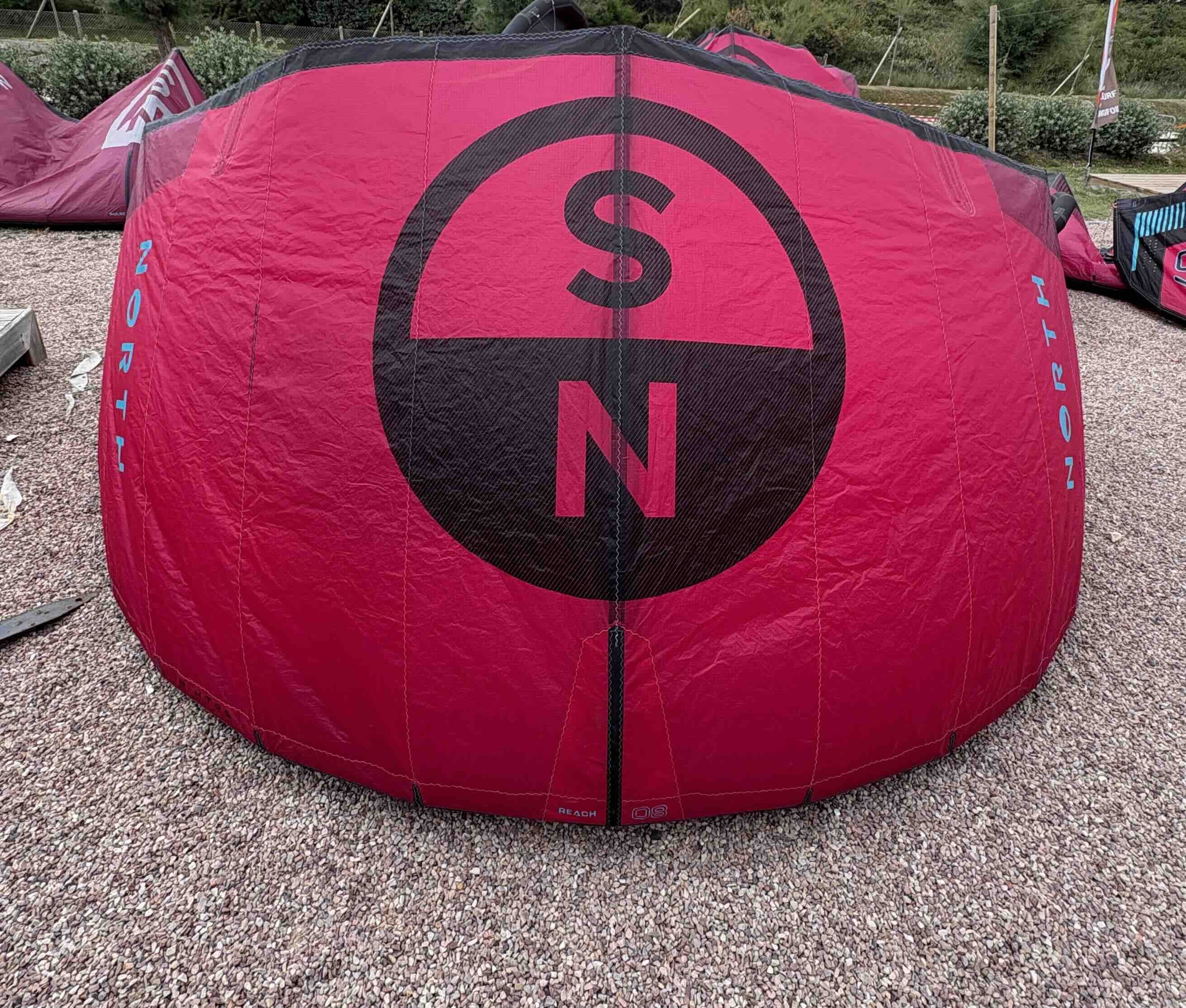 North Kiteboarding  Reach 8m 2024