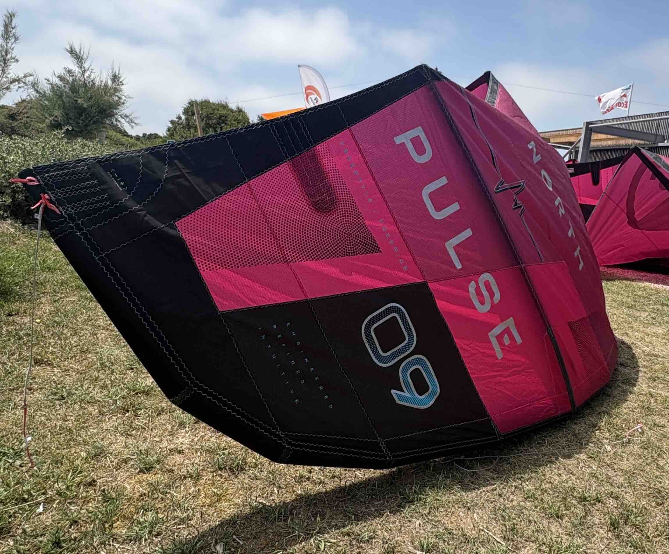 North Kiteboarding Pulse 9 m 2024
