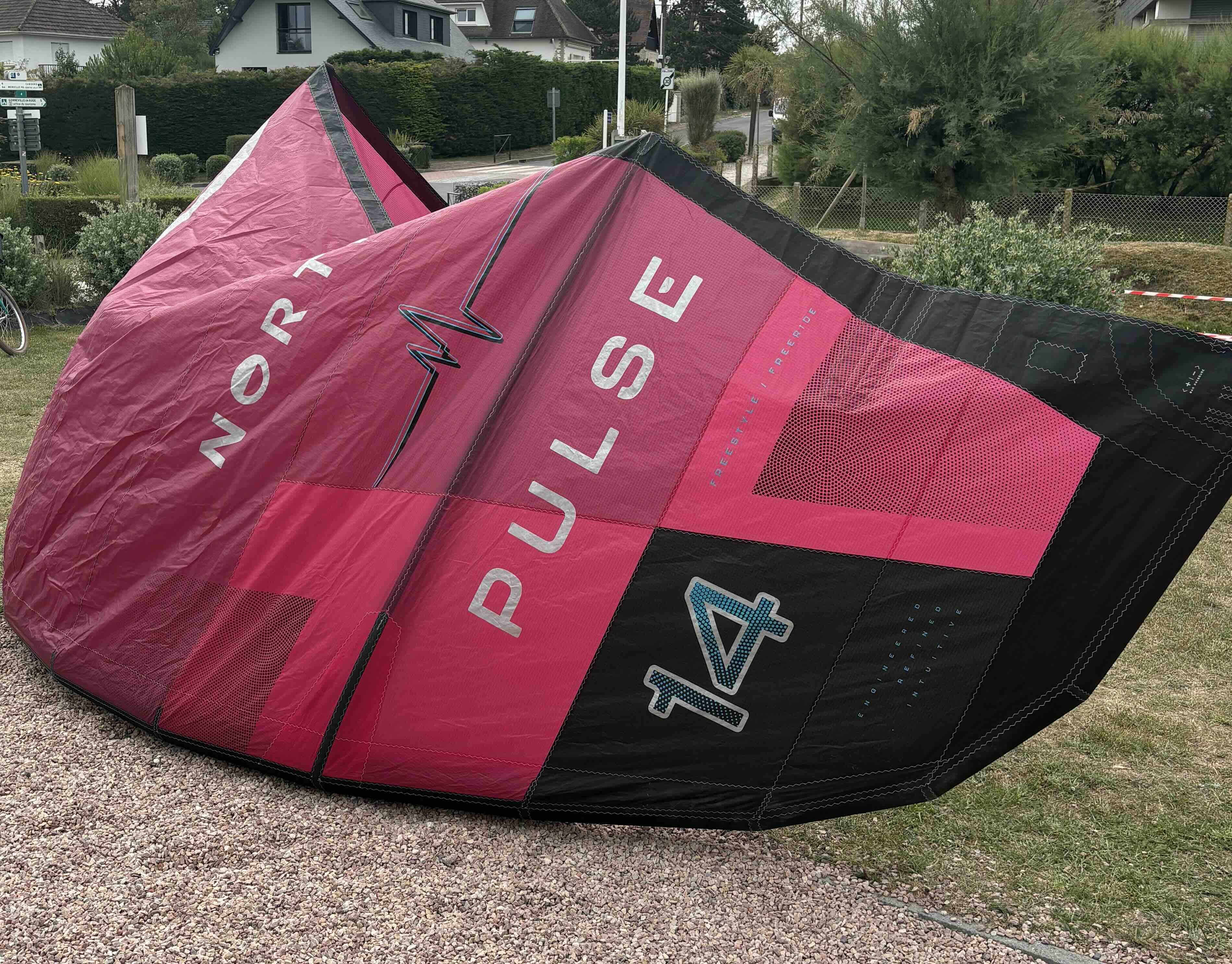 North Kiteboarding  Pulse 14 m 2024