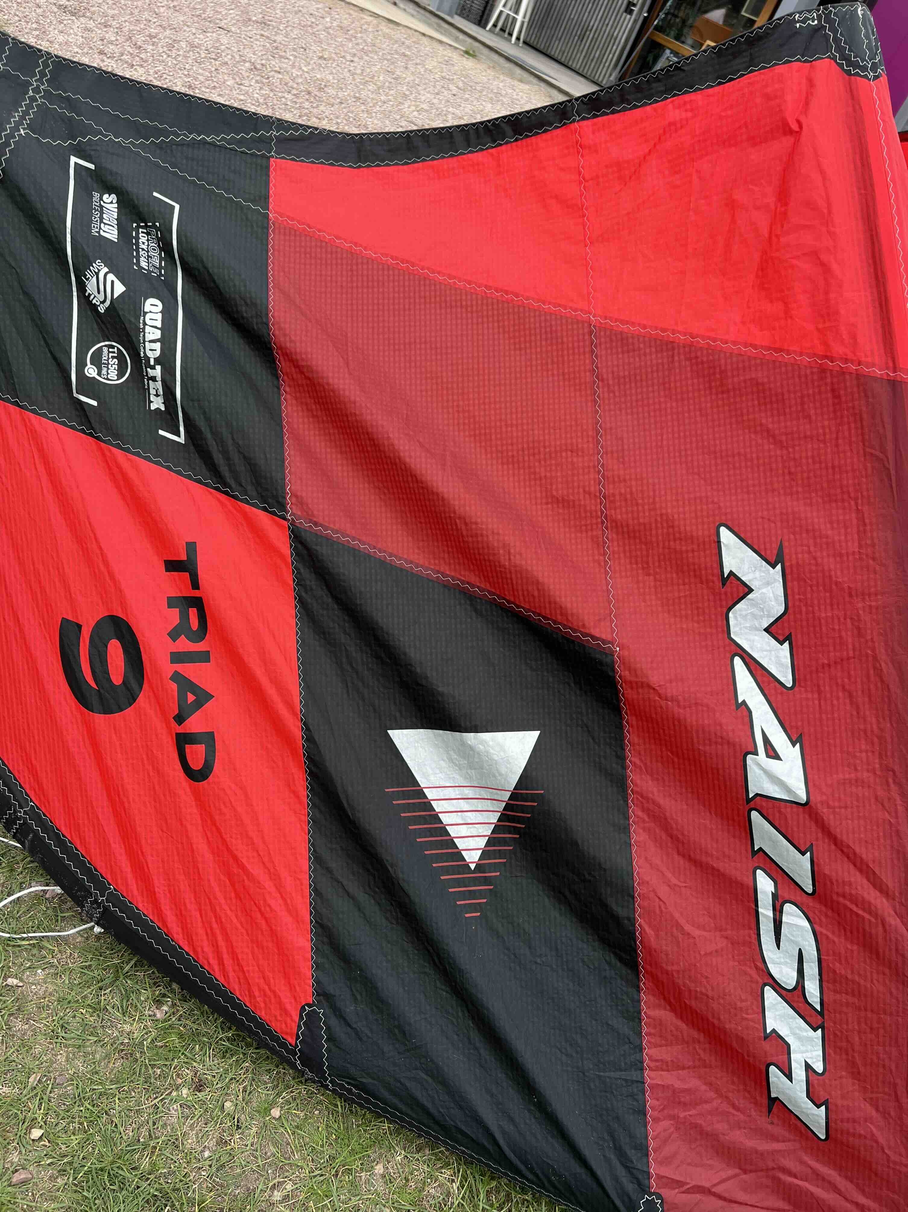Aile de Kitesurf Naish Triad 9 m 2024
