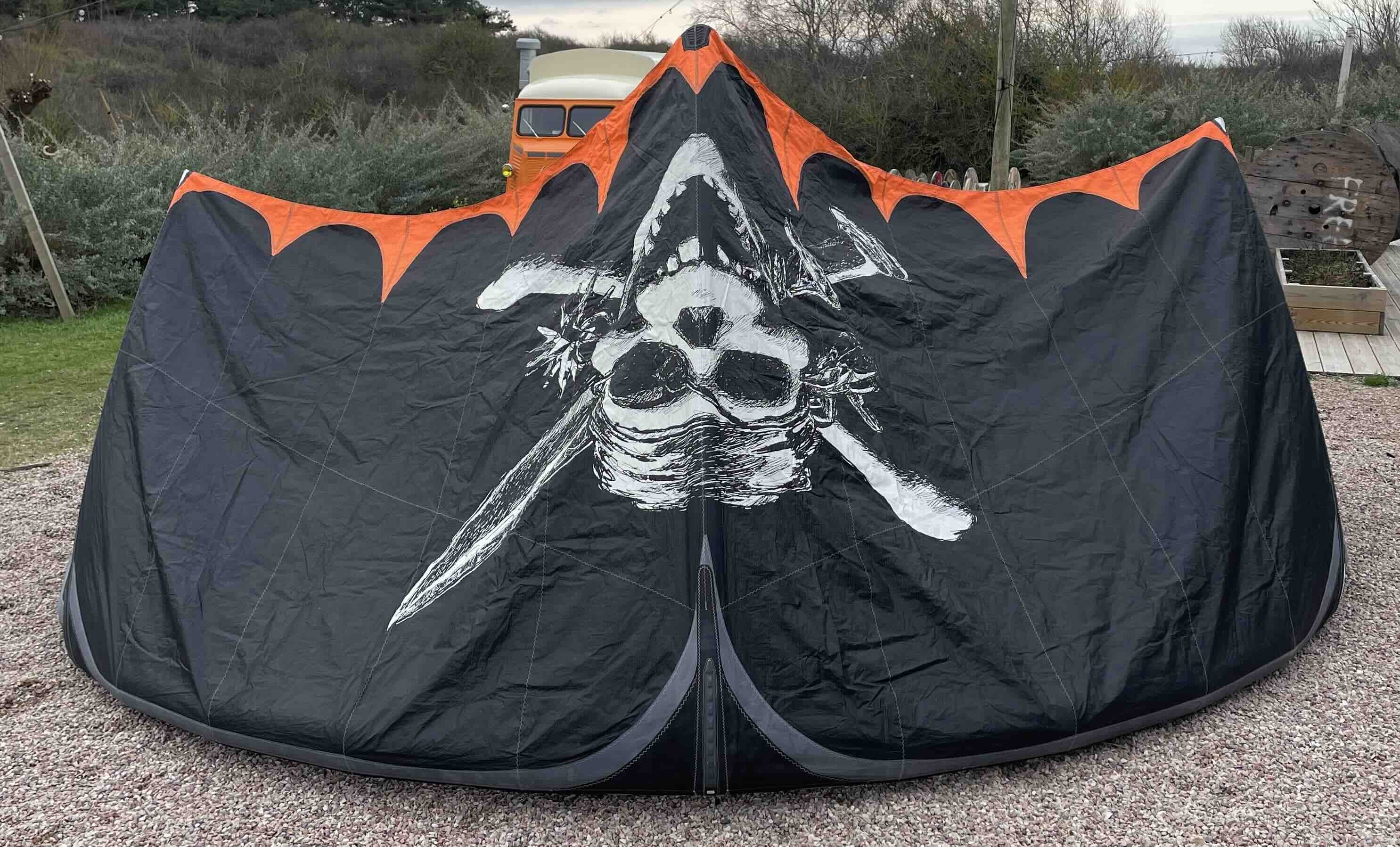 Naish Pivot LE 12m 2021