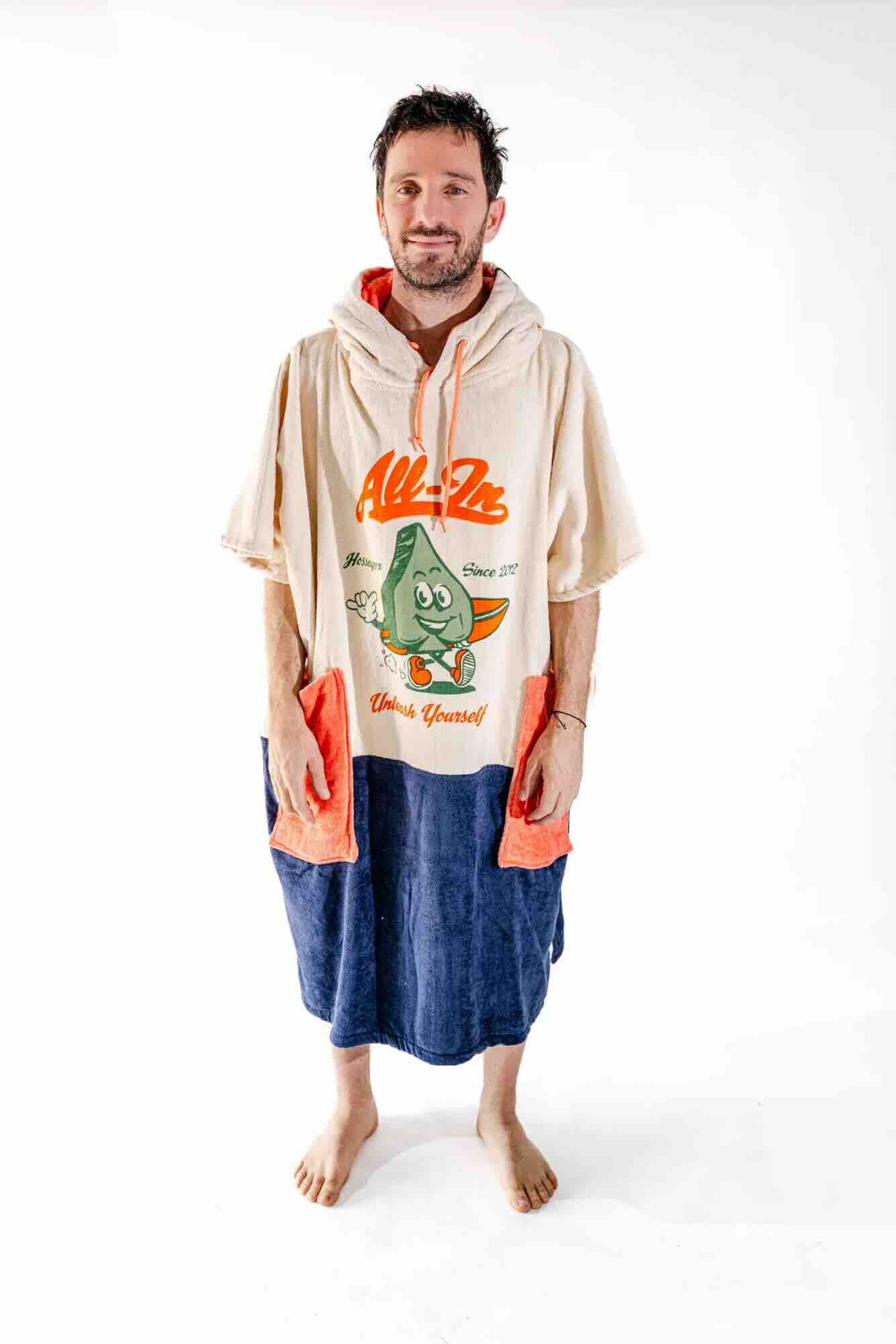 Poncho All-In Maskot