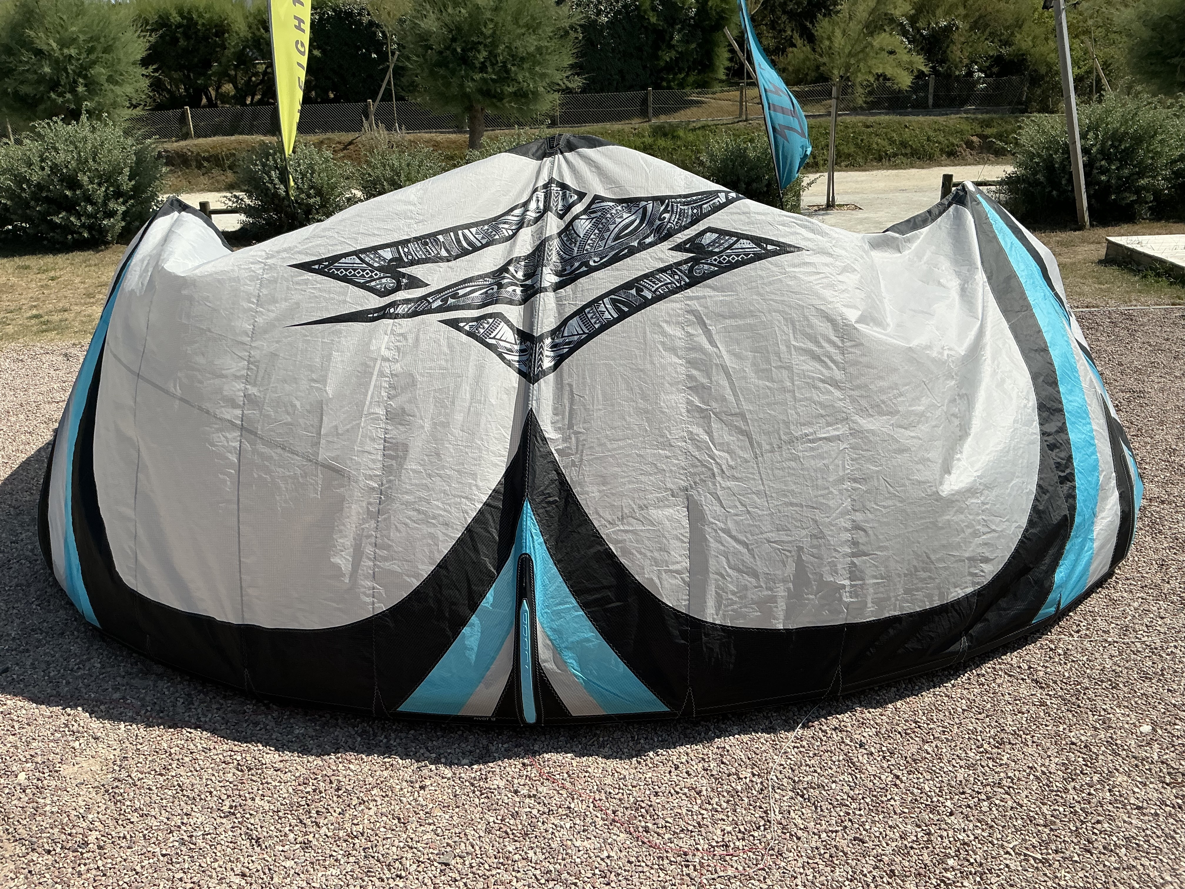 Naish Pivot 12m 2023