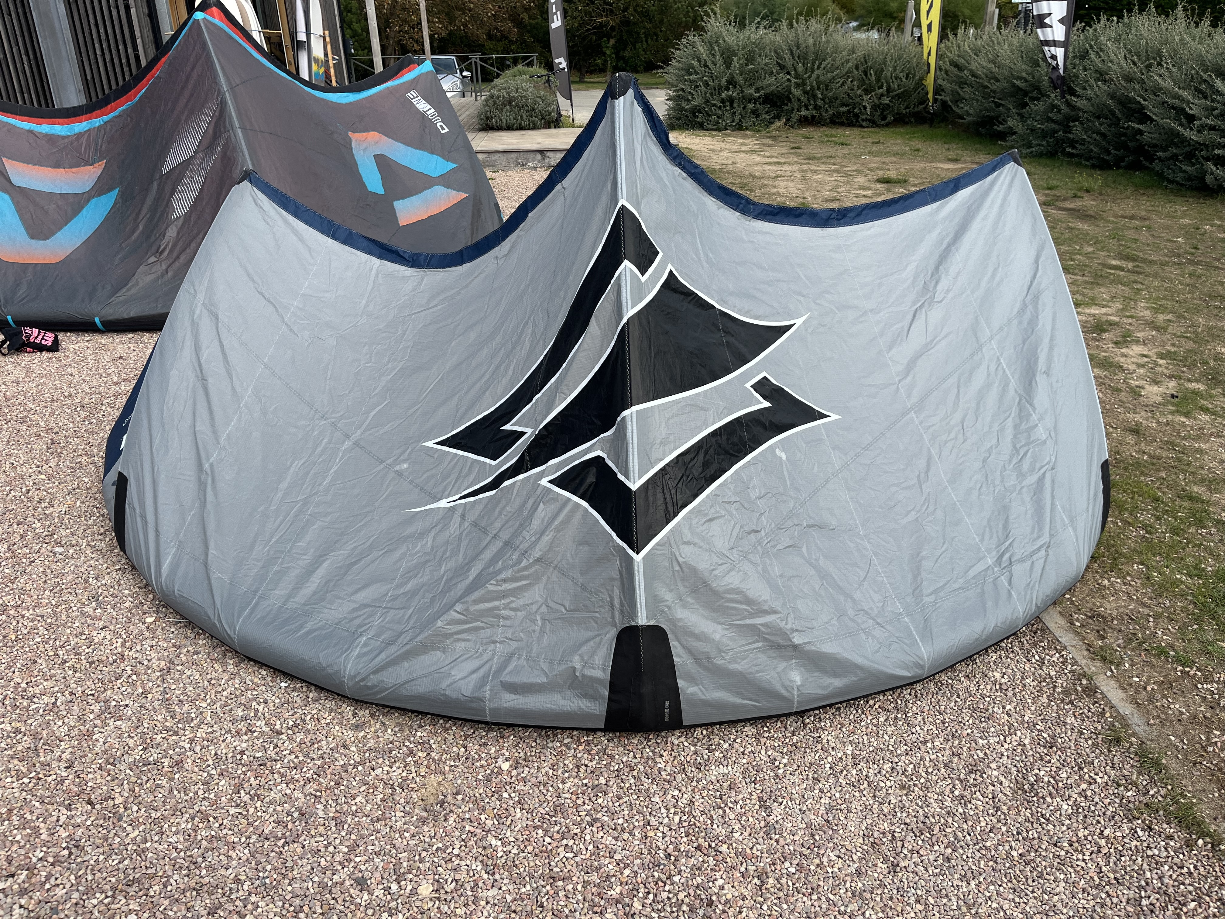 Naish Pivot 8m 2026
