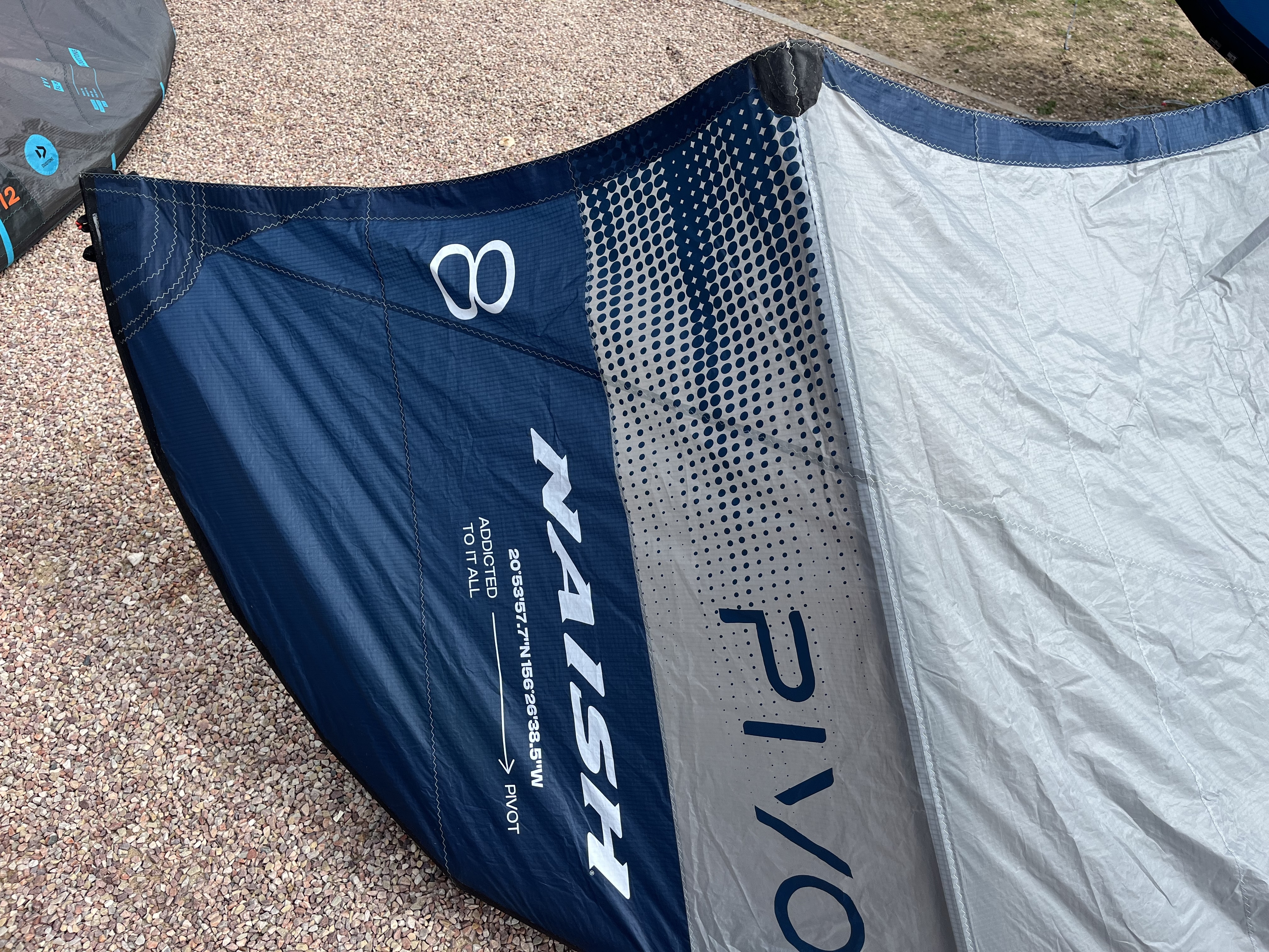 Naish Pivot 8m 2026