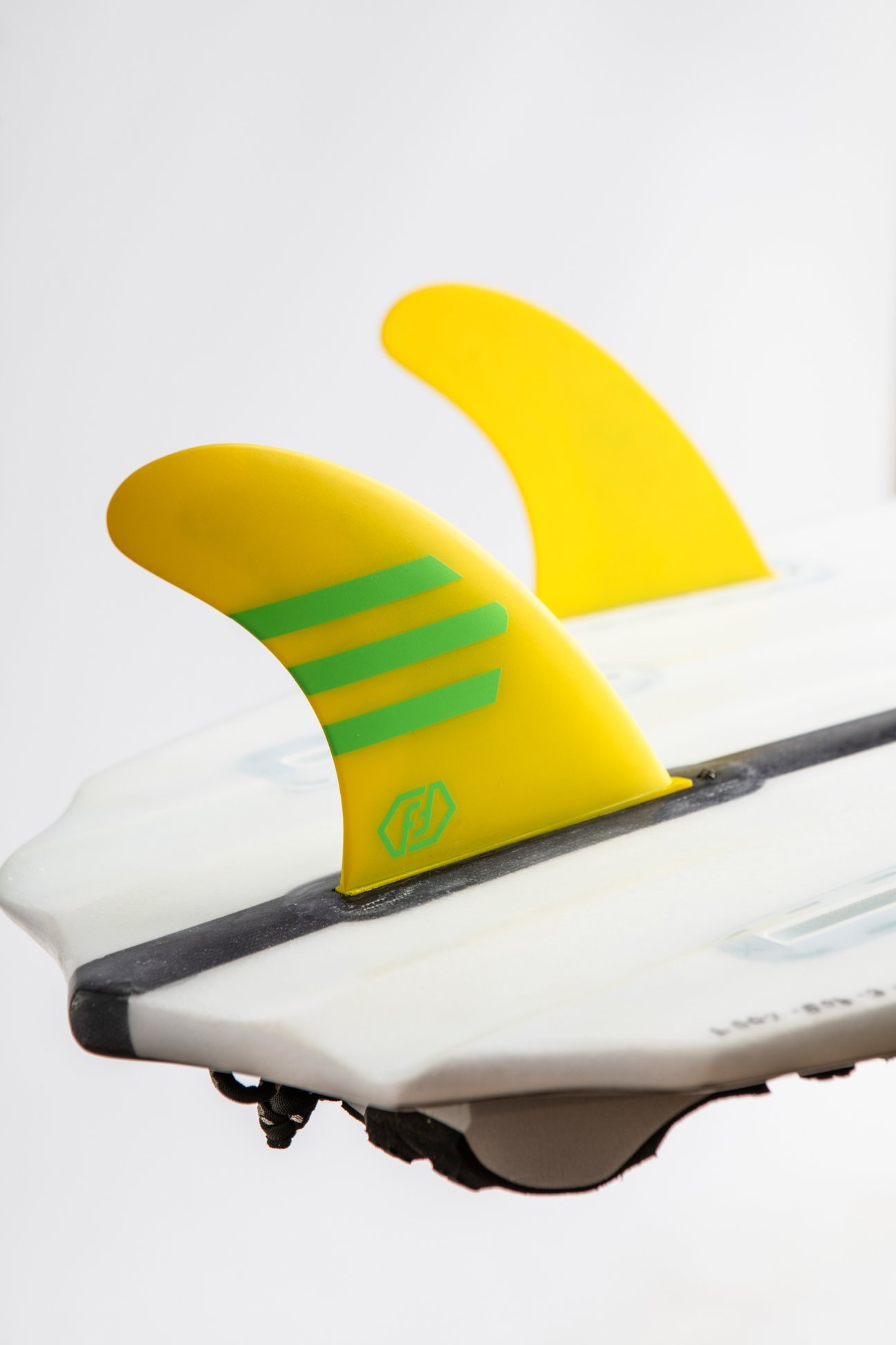 Feather Fins Ultralight HC Yellow Feather Fins Ultralight HC Yellow